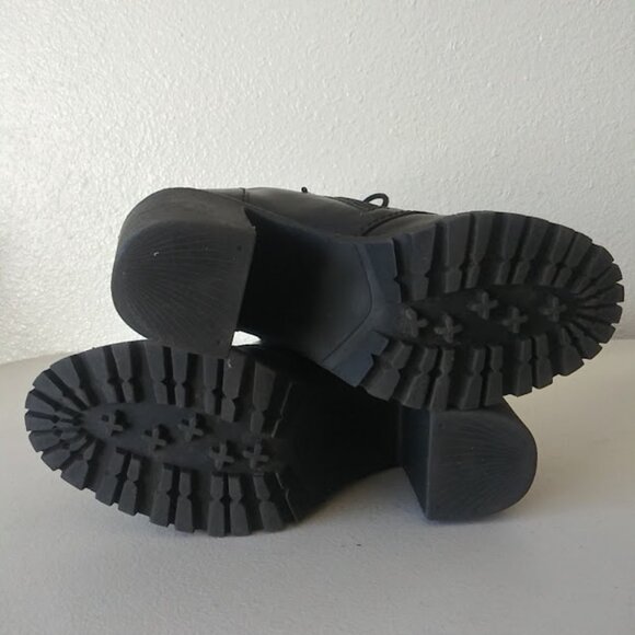 Soda women's size 11 Black high heel combat boots - Picture 8 of 12